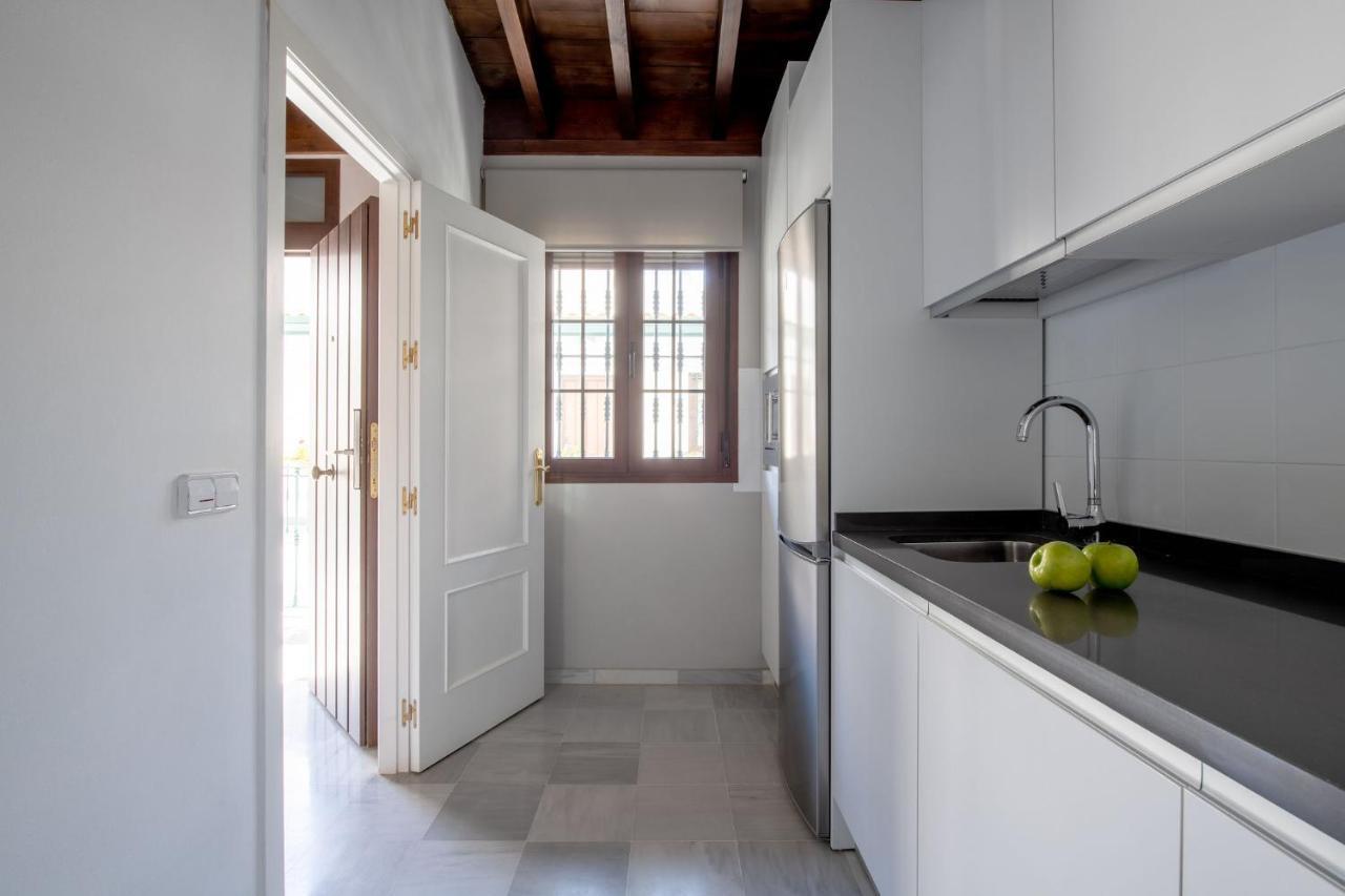 Triana Boutique Apartments By Hommyhome Севілья Екстер'єр фото
